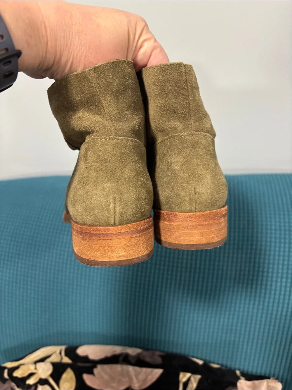 Kork-Ease Olive Suede Side-Zip Chukka Boots